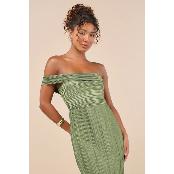 Lulus Poised Performance Olive Green Plisse One-Shoulder Maxi Dress Size Large - Picture 2 of 9